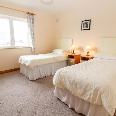 29 Church Field * Doonbeg