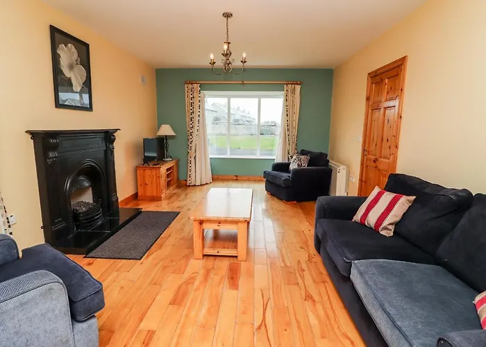 29 Church Field * Doonbeg