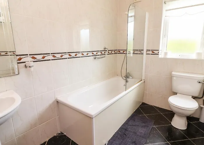 29 Church Field Дом отдыха *